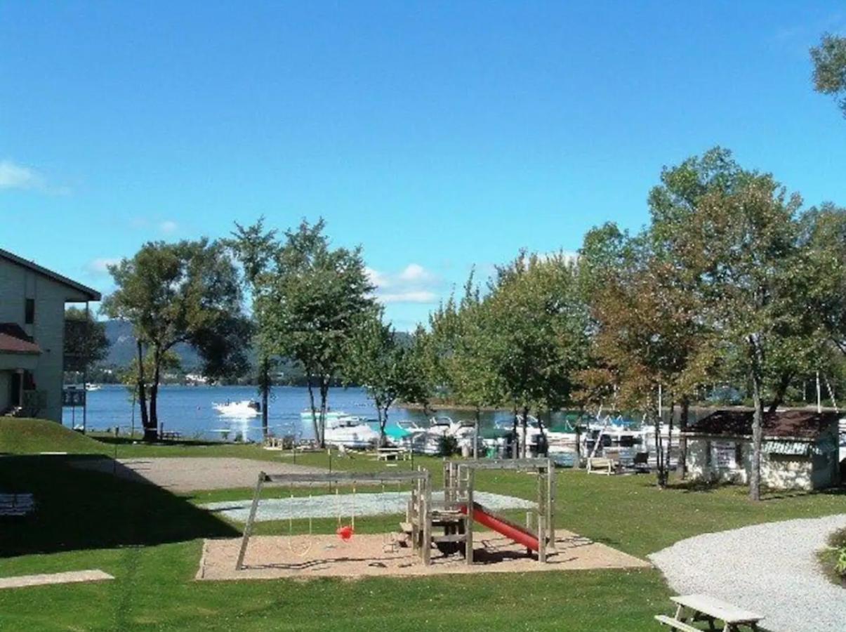 Magog Waterfront Condo Exteriér fotografie