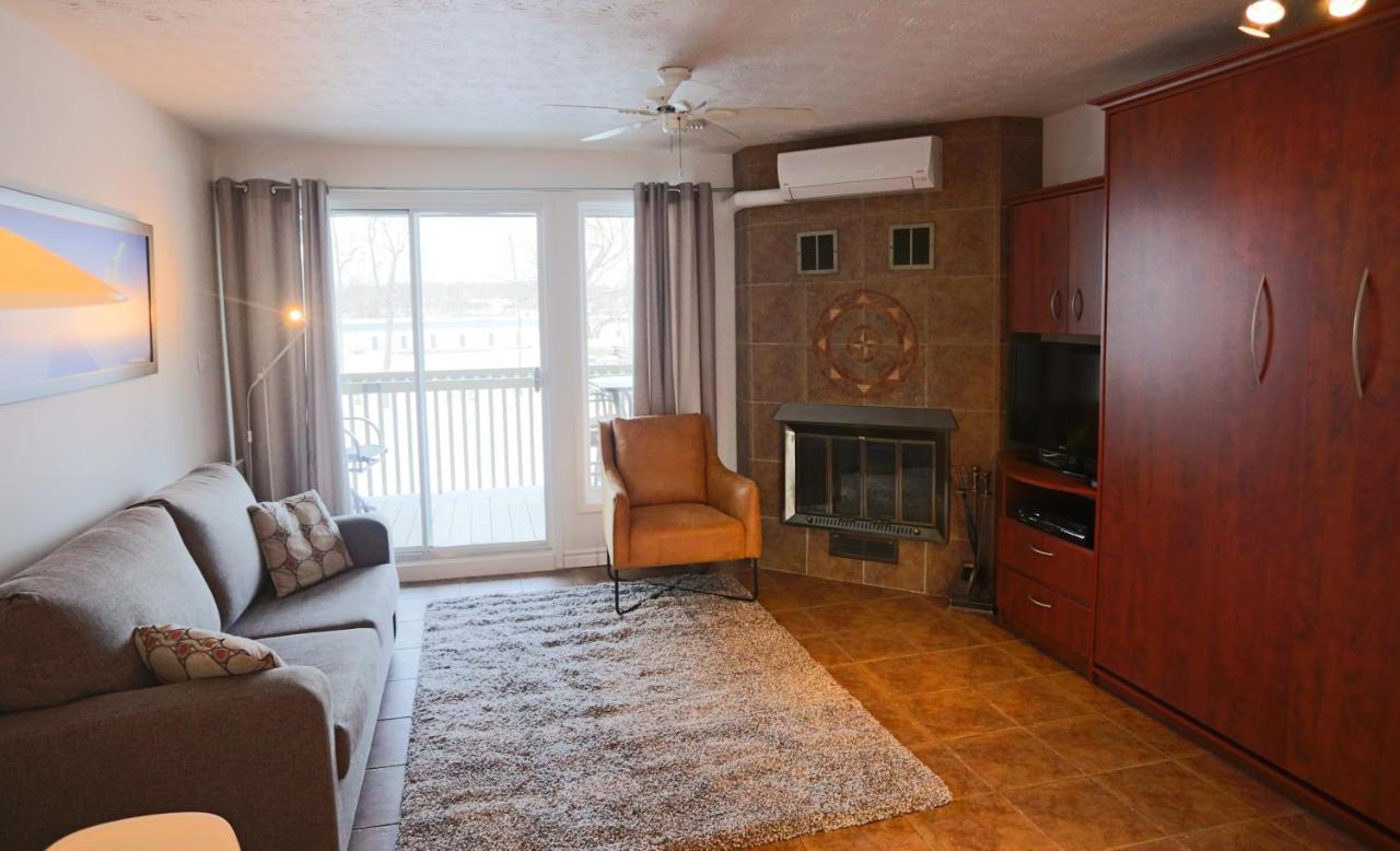 Magog Waterfront Condo Exteriér fotografie